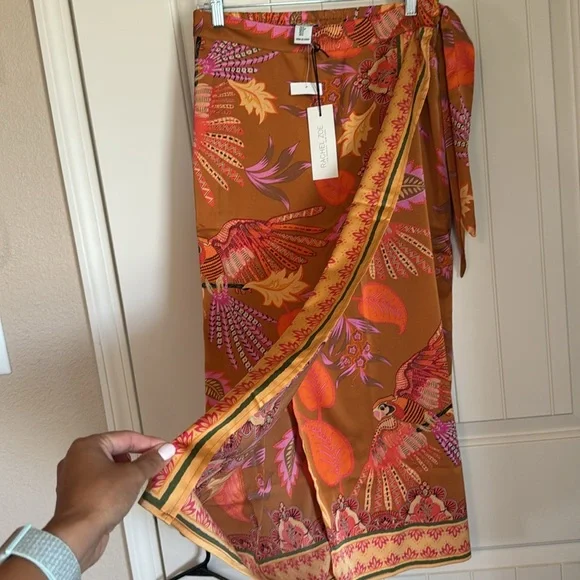 Rachel Zoe 2 Piece Set - Picture 7 of 7